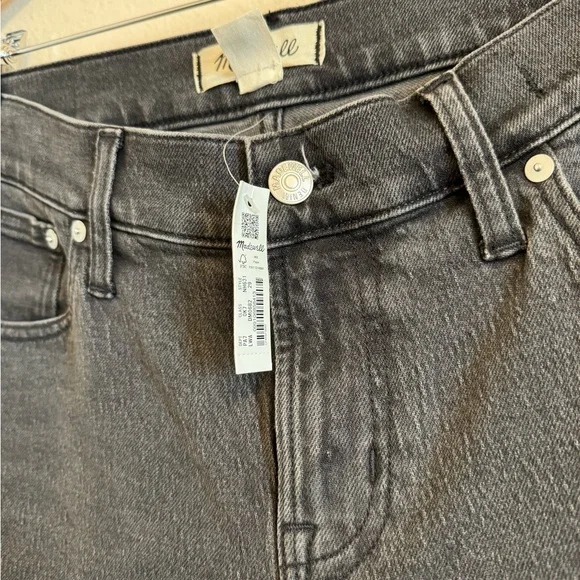 Madewell The Low-Rise Perfect Vintage Jean - Picture 8 of 15